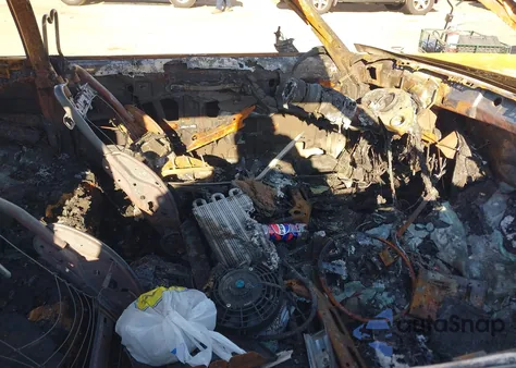 1979 Oldsmobile Cutlass Supreme из США, поврежденный, VIN 3R47A9M512769